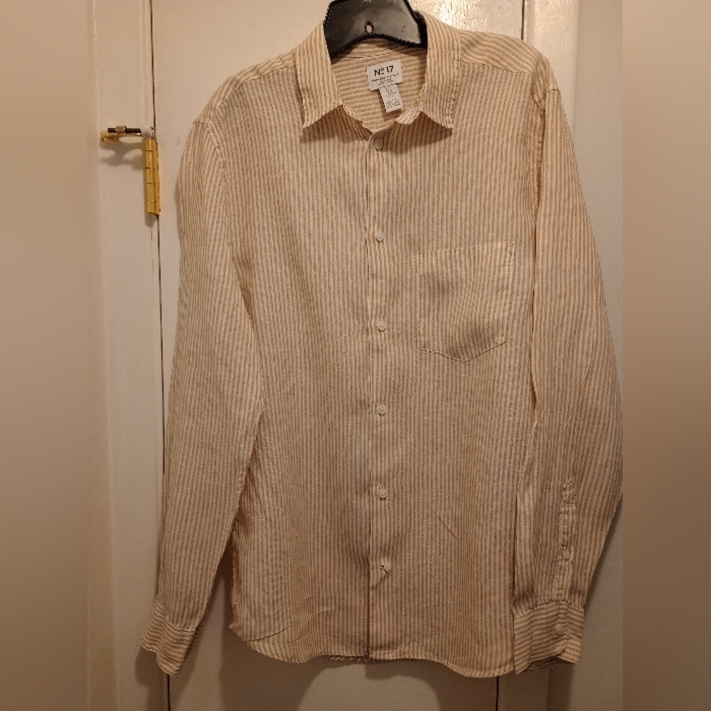 H&M No. 17 linen size medium men's collared shirt
